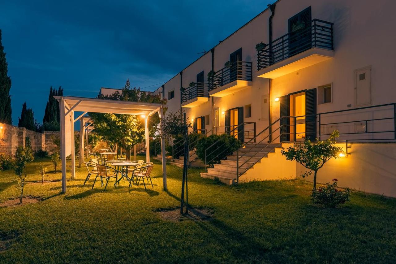 Tenuta Giardini Nuovi Novoli Exteriér fotografie